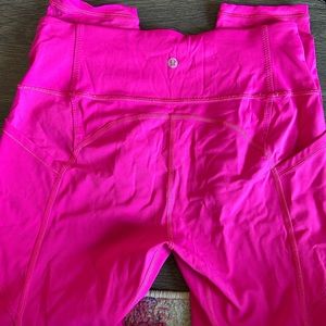 Hot pink cropped lululemon leggings